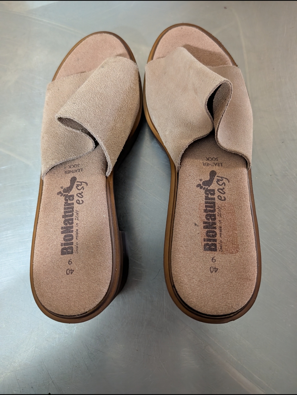 BioNatura Easy Taupe Suede Twist Slide Mule